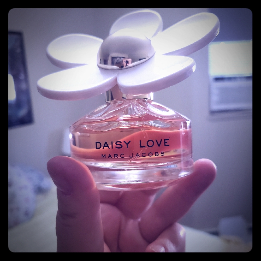 Marc Jacob's Daisy Love EDT